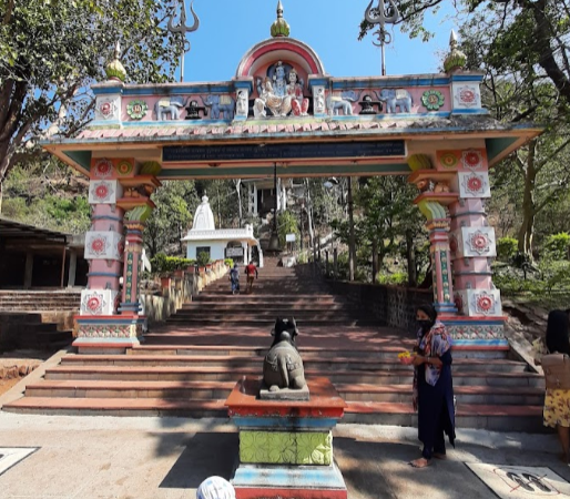Shri Siddheshwara Swamy Temple